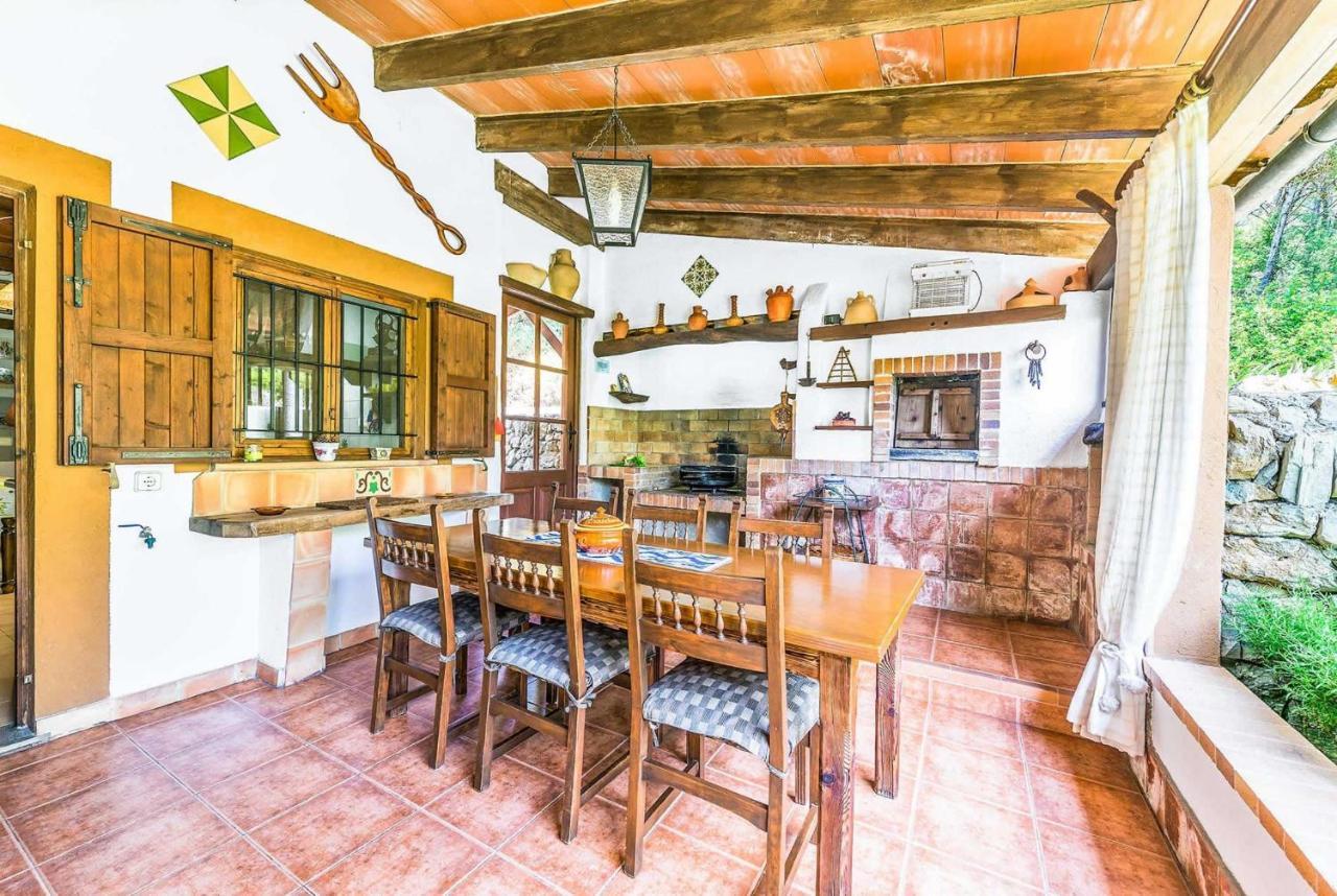 Es Refugi Villa *
